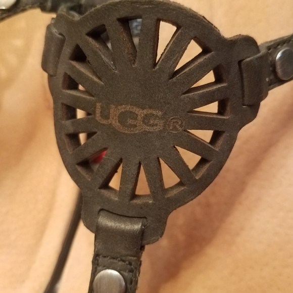 UGG sandals - Picture 2 of 4